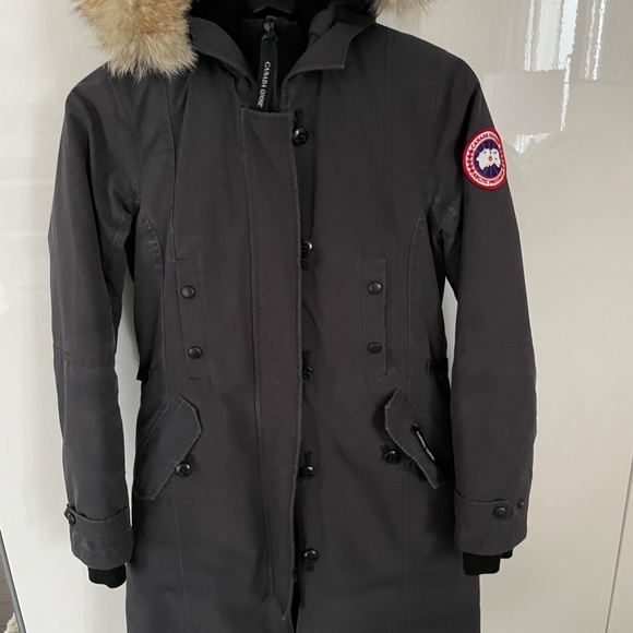 Authentic Canada Goose Kensington Parka Size XS Admiral Blue - Picture 3 of 5
